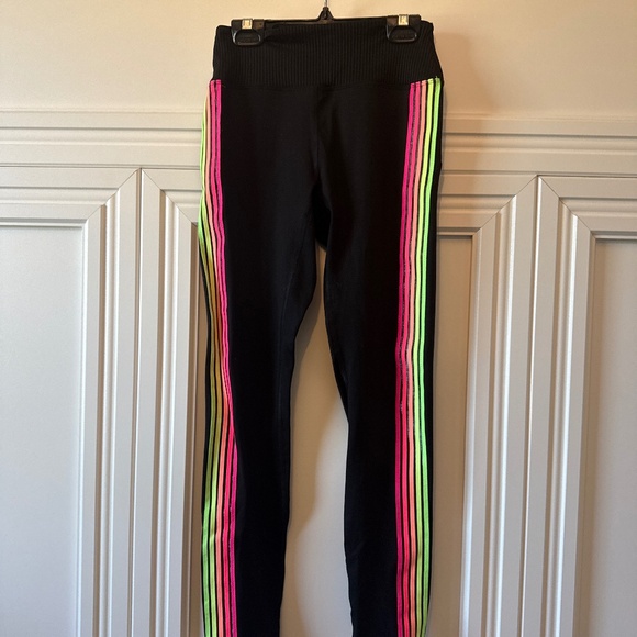 Victoria secret leggings - Picture 1 of 3